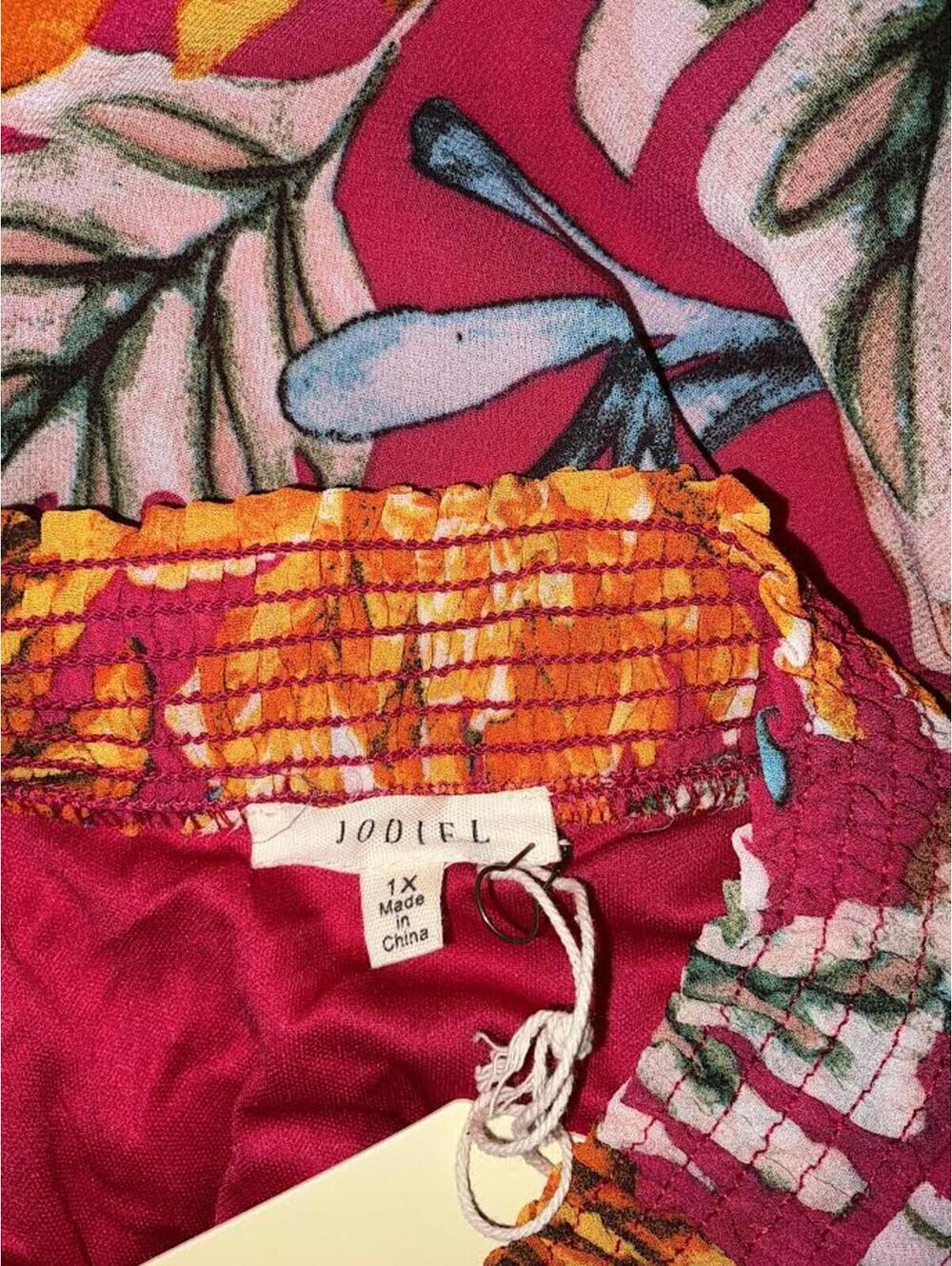 Jodifl Floral Print Blouse Size 1X - Picture 2 of 2
